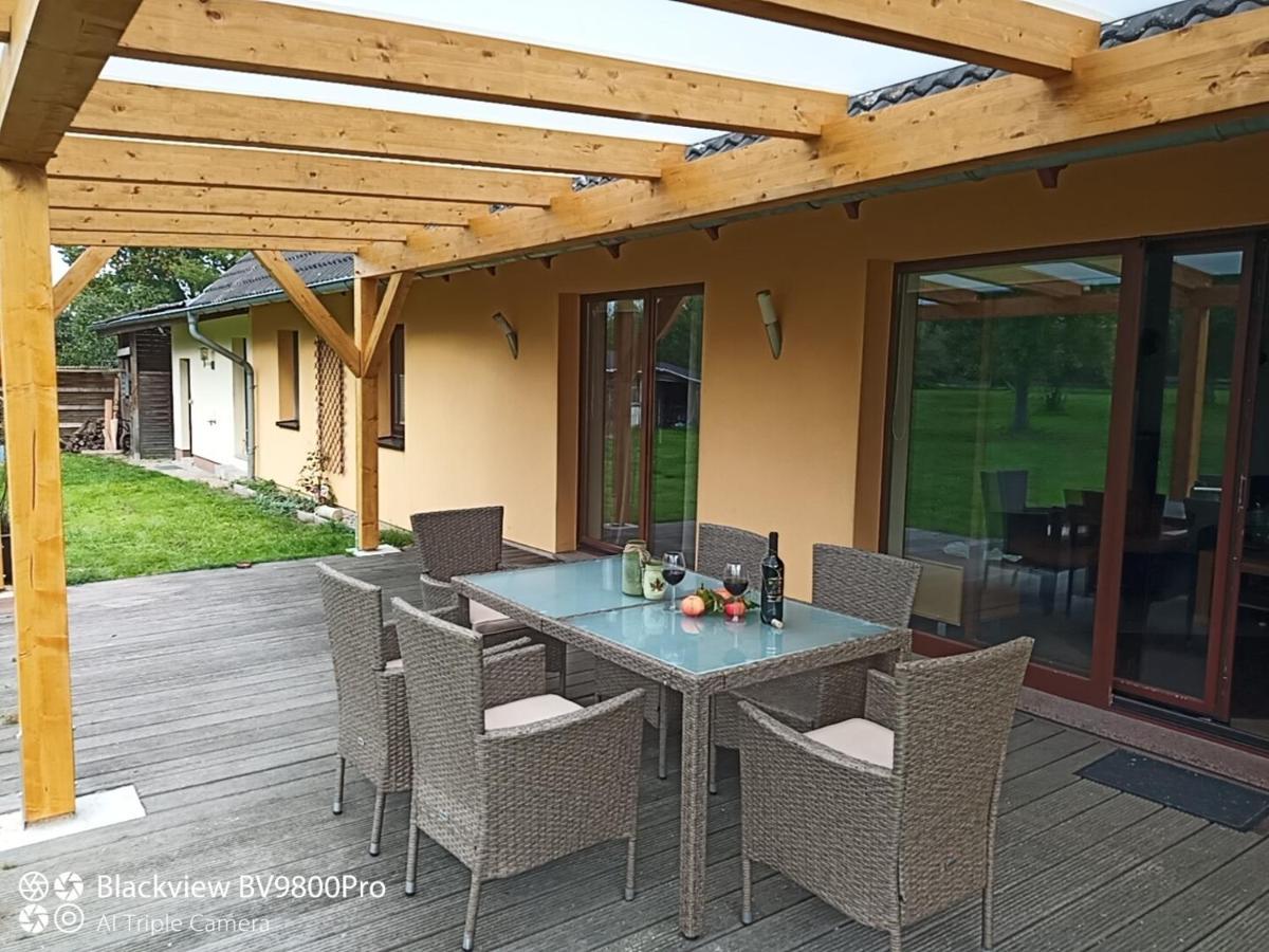 Ferienwohnungen "Weitblick" Und "Schwalbennest" Lodmannshagen Buitenkant foto