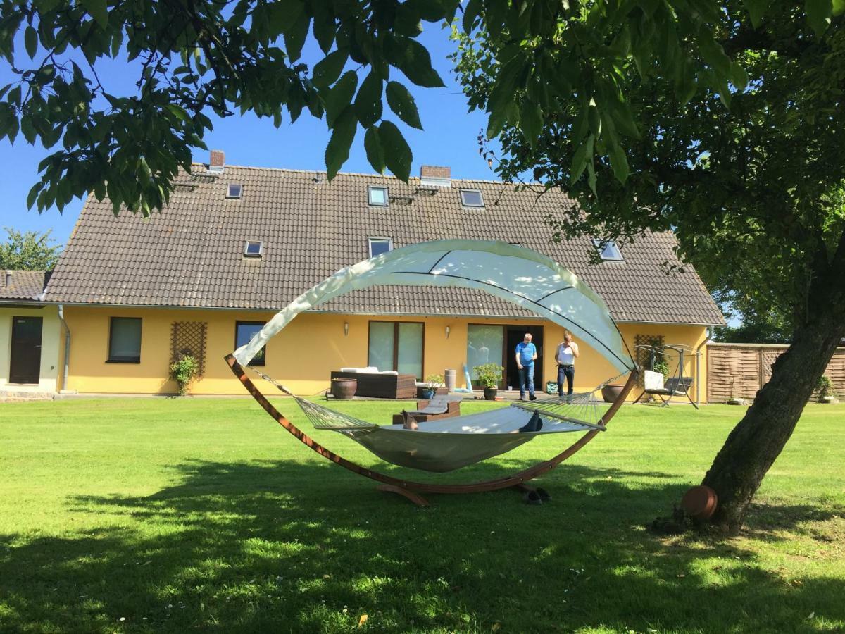 Ferienwohnungen "Weitblick" Und "Schwalbennest" Lodmannshagen Buitenkant foto